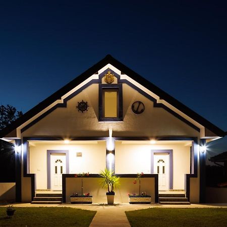 Vila Peristeron โกลูบาค ภายนอก รูปภาพ